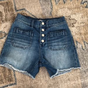 High-rise button-front edition